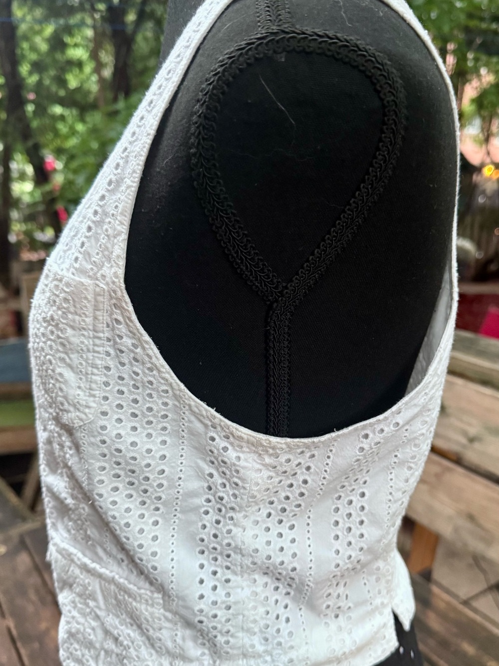 THEORY White Eyelet Vest
Size 12
$55 - Picture 3 of 16